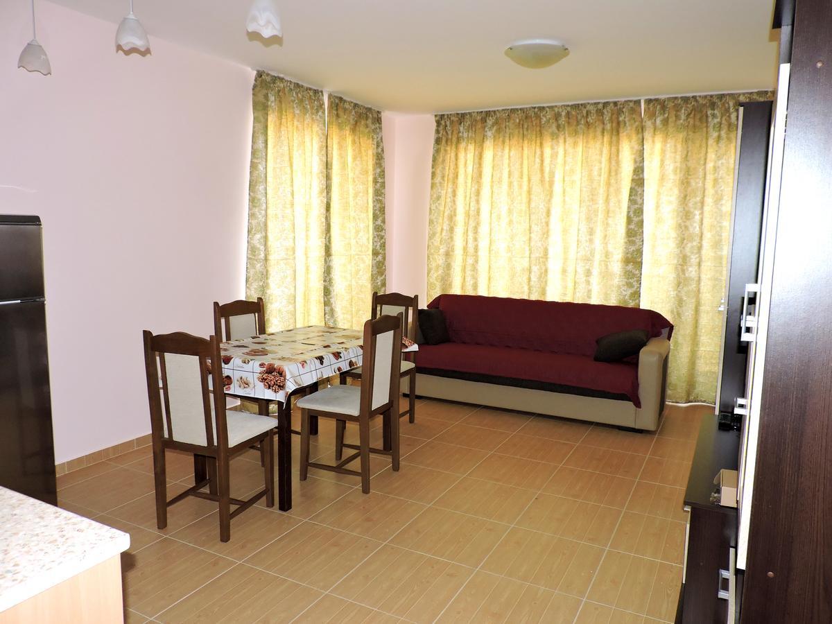 Villa Galina Apartments Бяла Екстер'єр фото